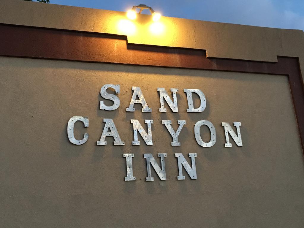National 9 Inn Sand Canyon Cortez Extérieur photo